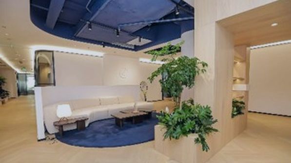Business Center Booster – CCI France China office and coworking space